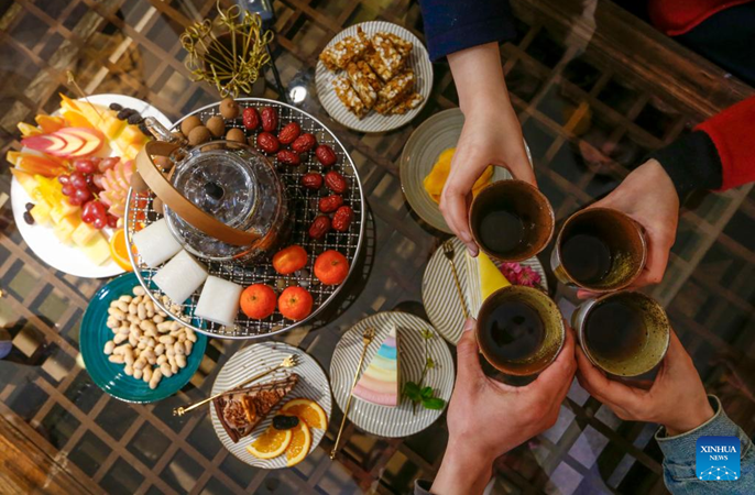 ????????????????????????????????????????????????????????????????????????????