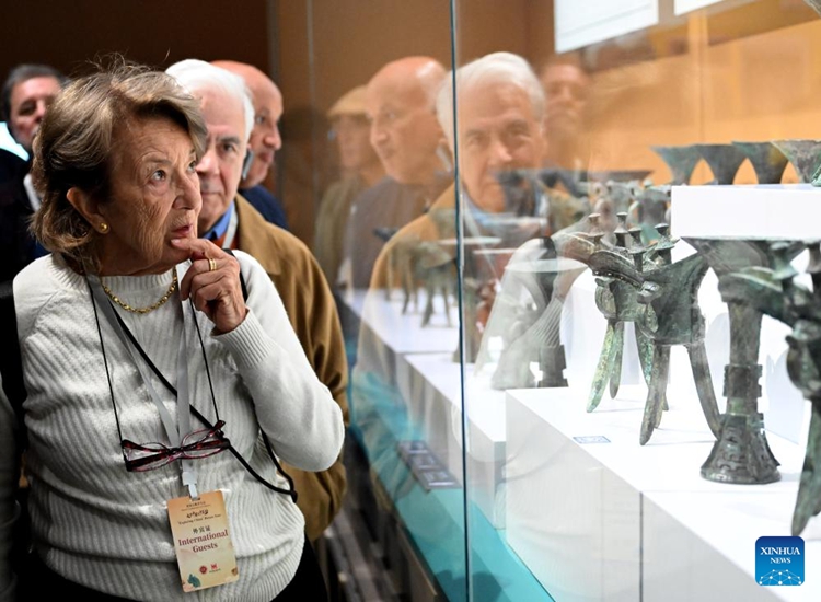 ????????????????????????????????????????????????????????????????????