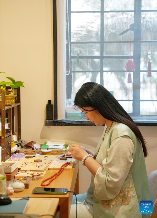 ????????????????????????????????????????????????????????????????????