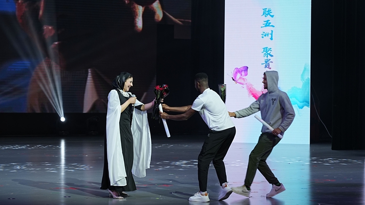 ????????????????????????????????????????????????????????????